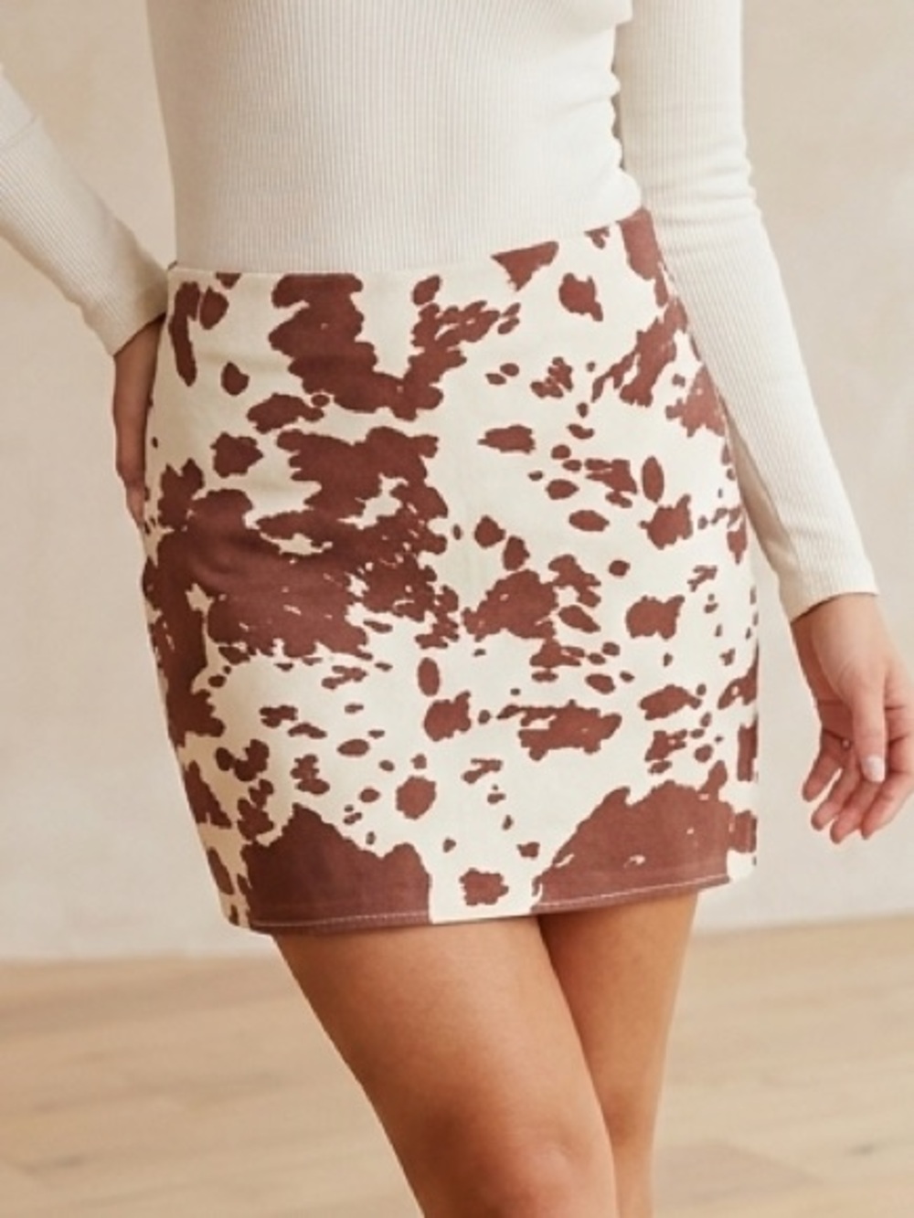 Show Me Your Mumu Roxanne Cow Print Mini Skirt Small EUC